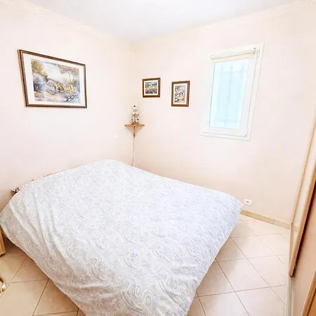 Semesterbostad Maison 3 Avec Piscine A 5 Min A Pied De La